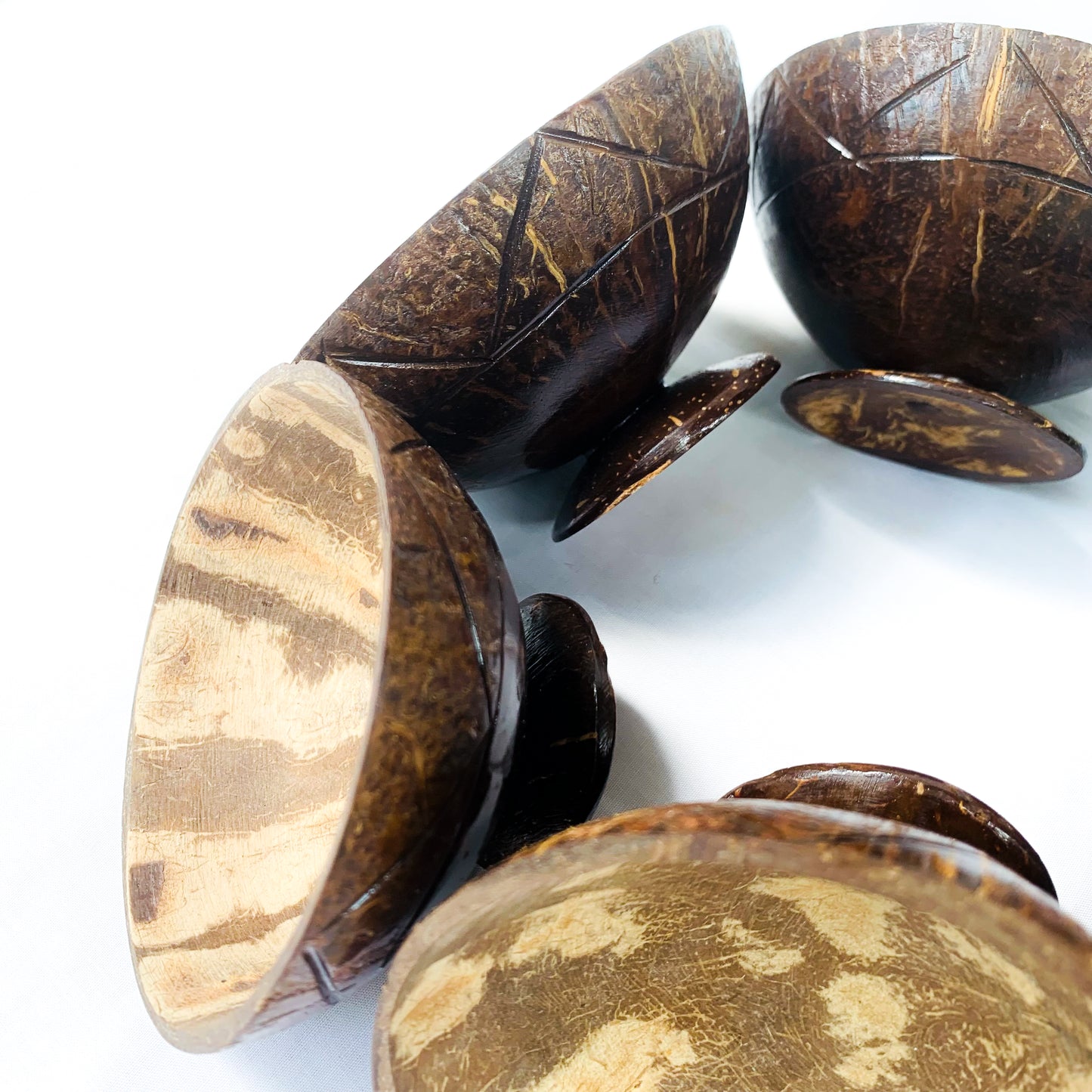 Coconut Shell Desert Cup with wooden Tray